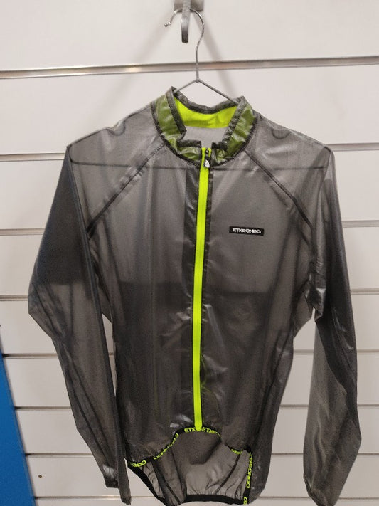 Capa impermeable Etxeondo Busti negra-fluor talla M