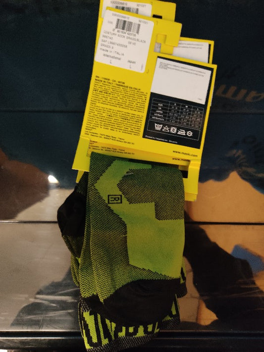 Calcetines Mavic Altium Century Sock talla L verde y negro